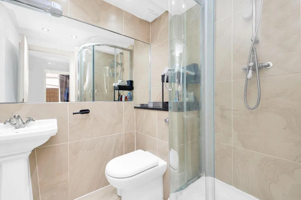 2 bedroom duplex for rent