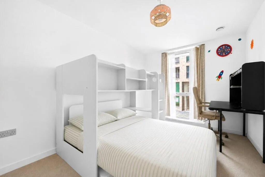 3 bedroom flat for rent