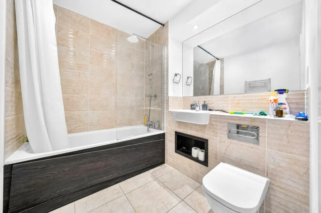 3 bedroom flat for rent