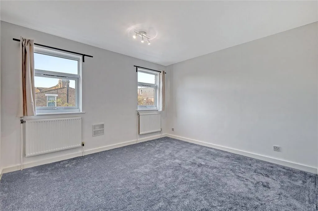 2 bedroom house for rent
