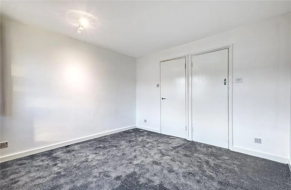 2 bedroom house for rent