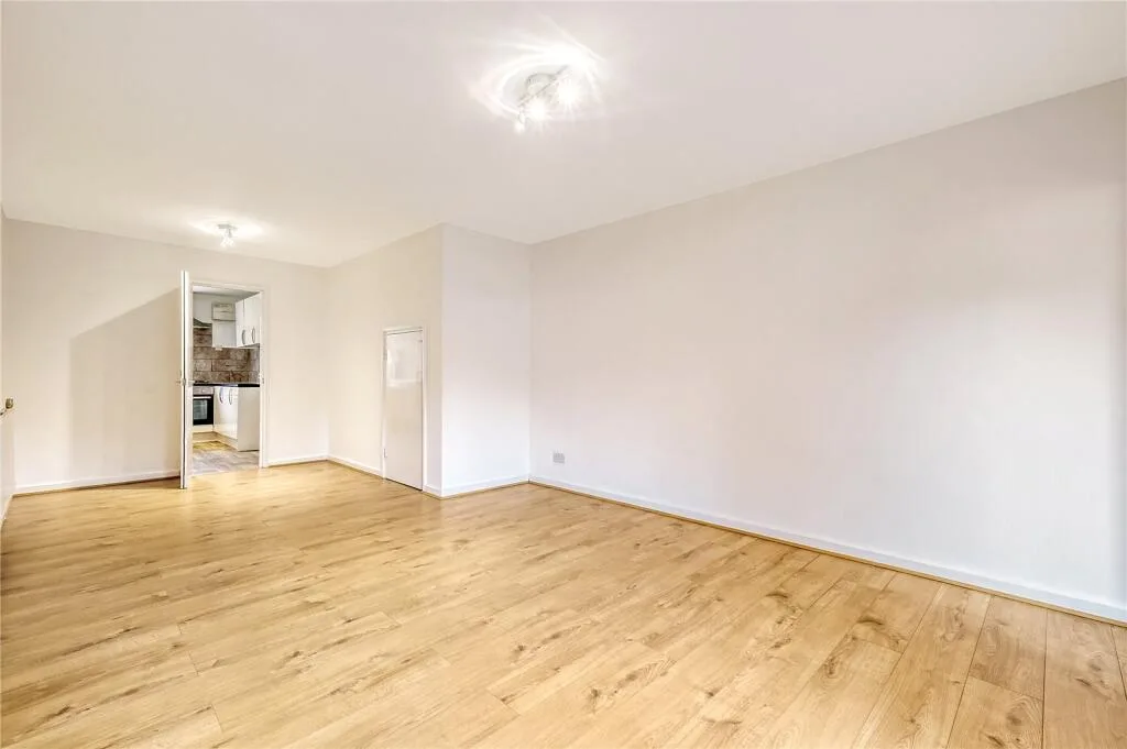 2 bedroom house for rent