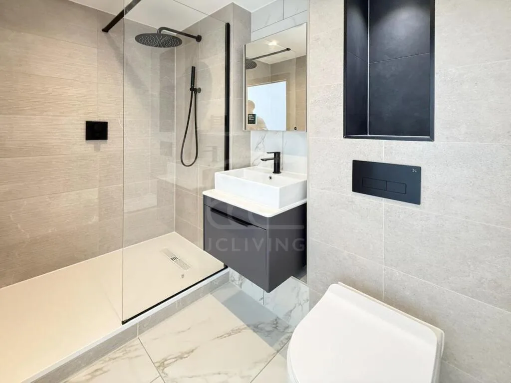 3 bedroom flat for rent