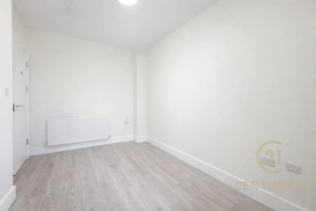 1 bedroom house share for rent