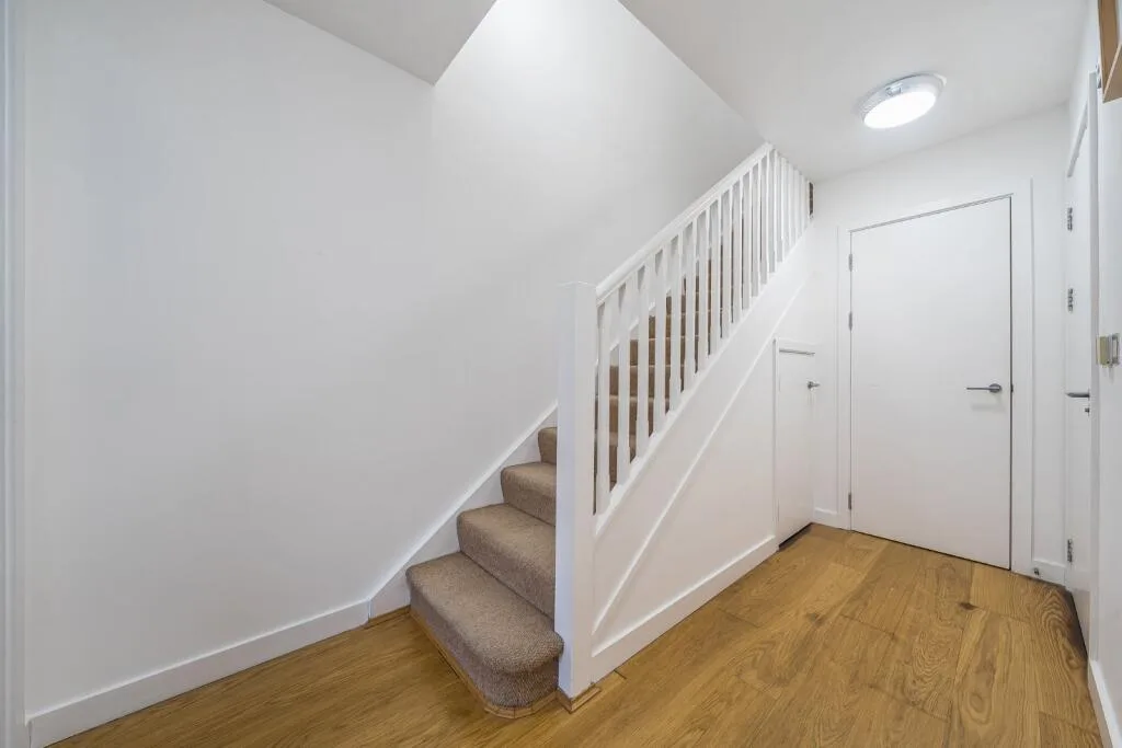 2 bedroom duplex for rent