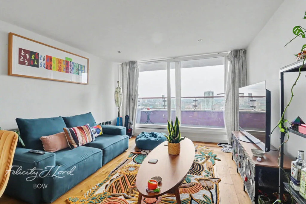 2 bedroom penthouse for rent