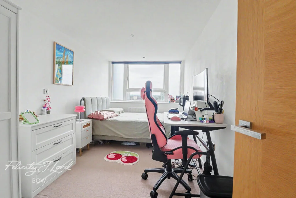 2 bedroom penthouse for rent