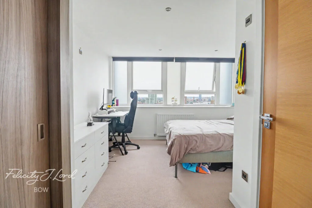 2 bedroom penthouse for rent