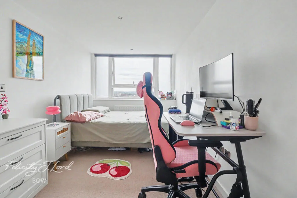 2 bedroom penthouse for rent