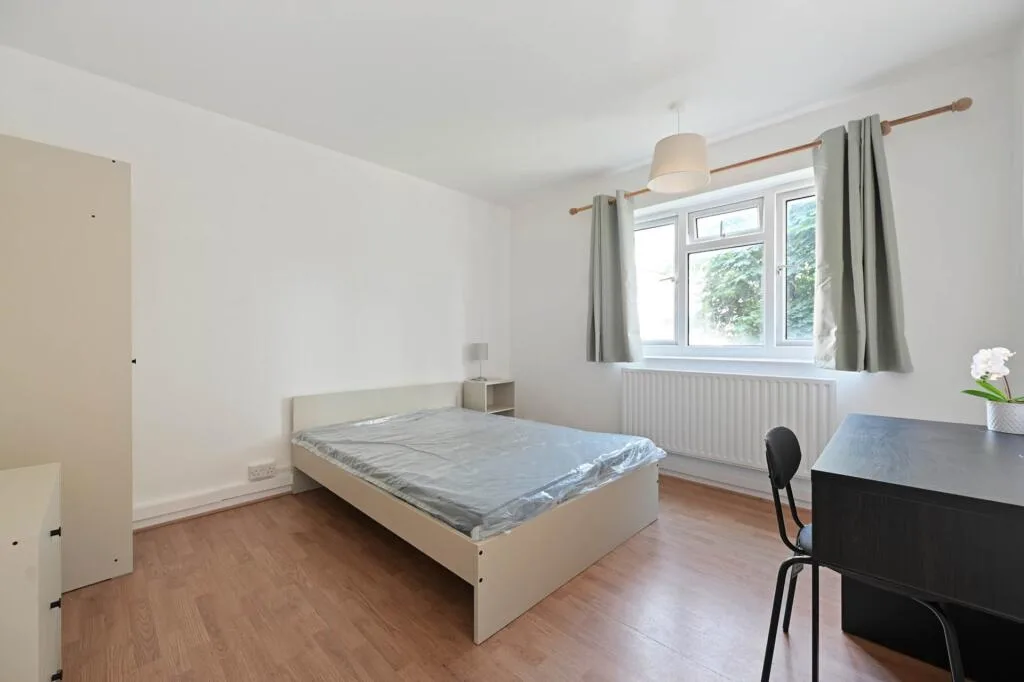 4 bedroom flat for rent