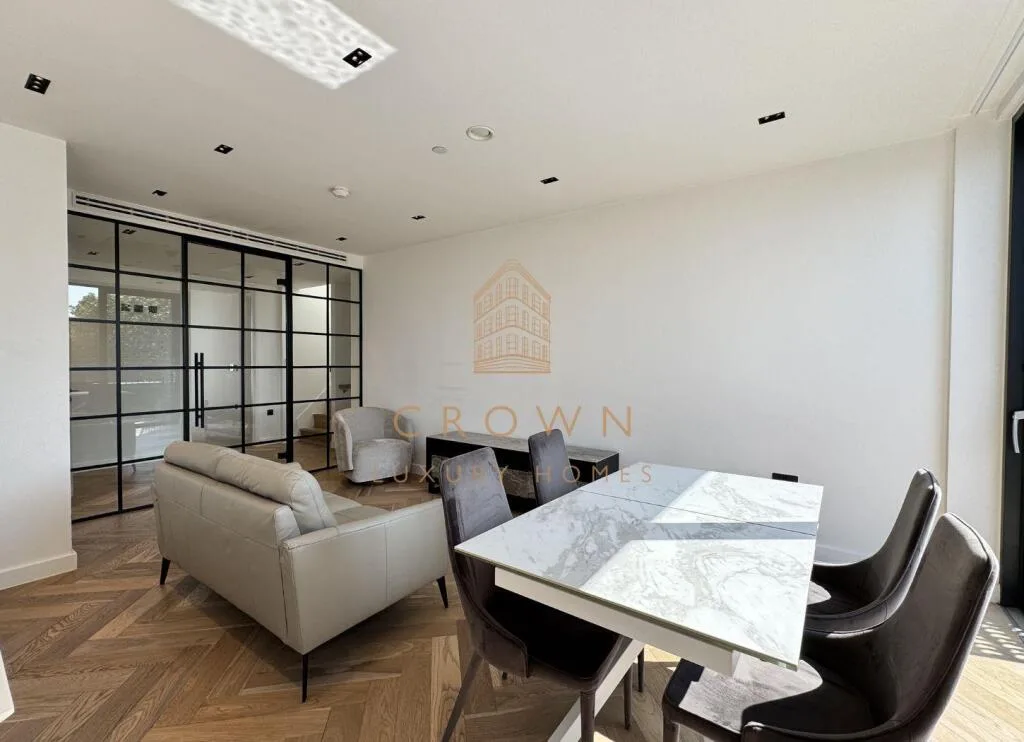 2 bedroom duplex for rent