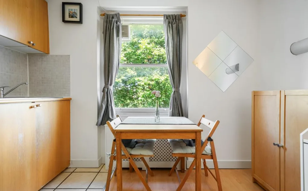 Studio flat for rent