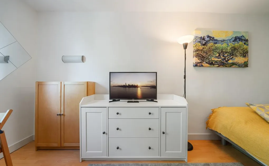 Studio flat for rent