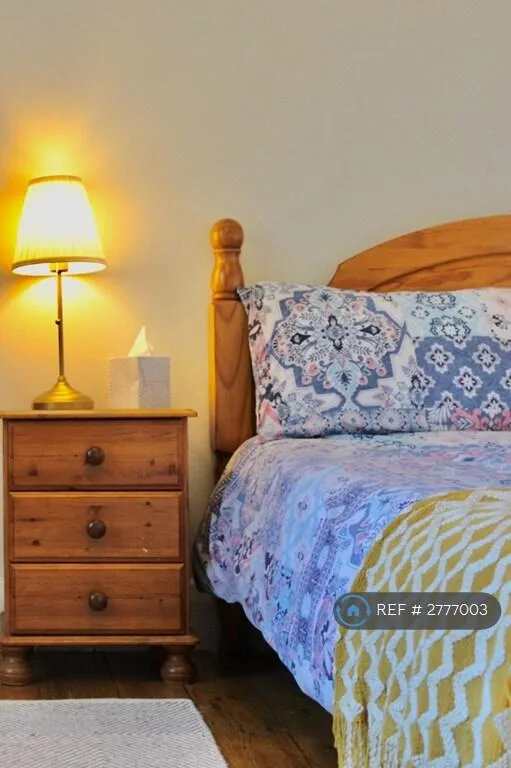 2 bedroom semi-detached house for rent