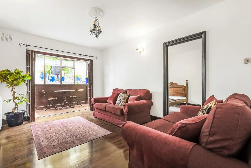 1 bedroom ground floor flat for rent