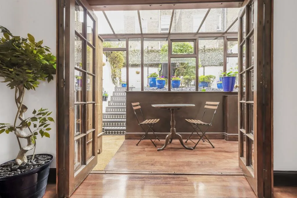 1 bedroom ground floor flat for rent