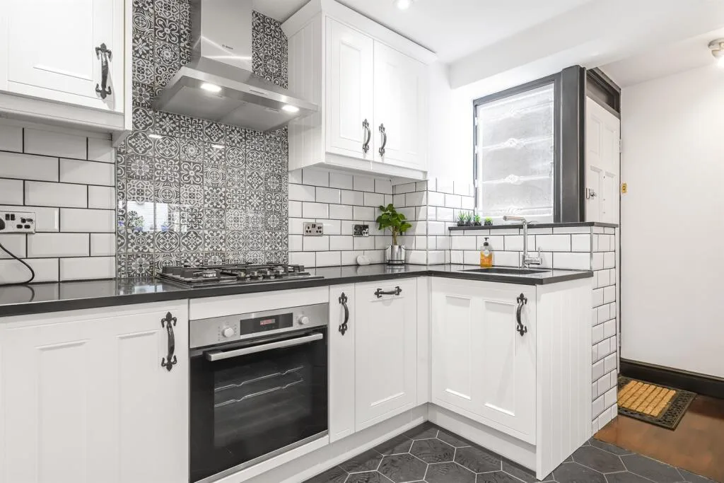 1 bedroom ground floor flat for rent