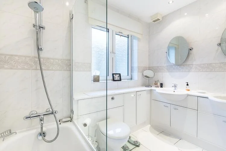 2 bedroom duplex for rent
