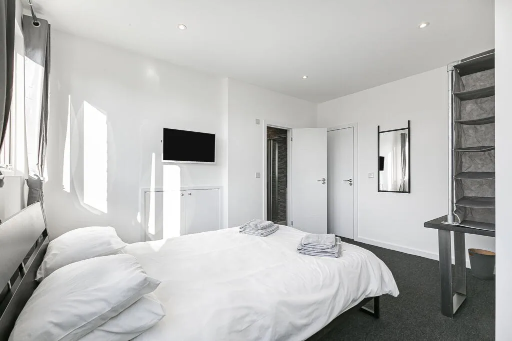 2 bedroom flat for rent