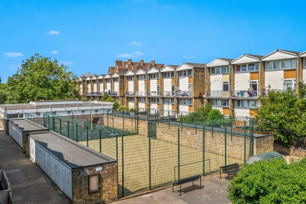 2 bedroom flat for rent