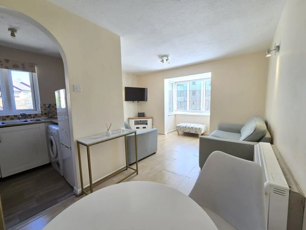 1 bedroom flat for rent