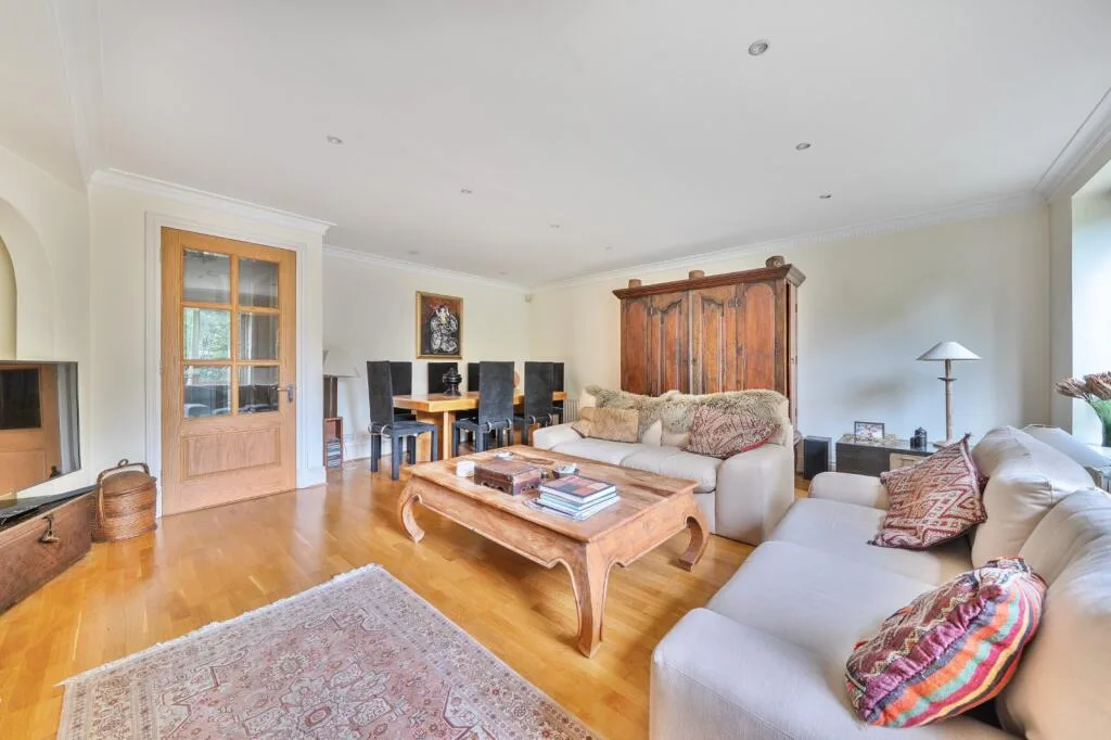 4 bedroom terraced house for rent