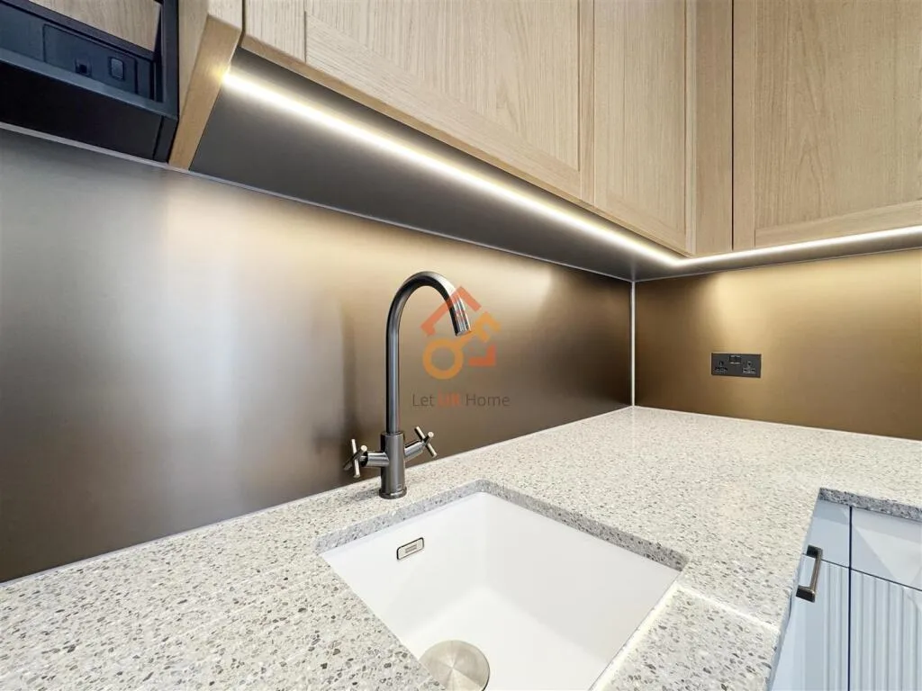 Studio flat for rent