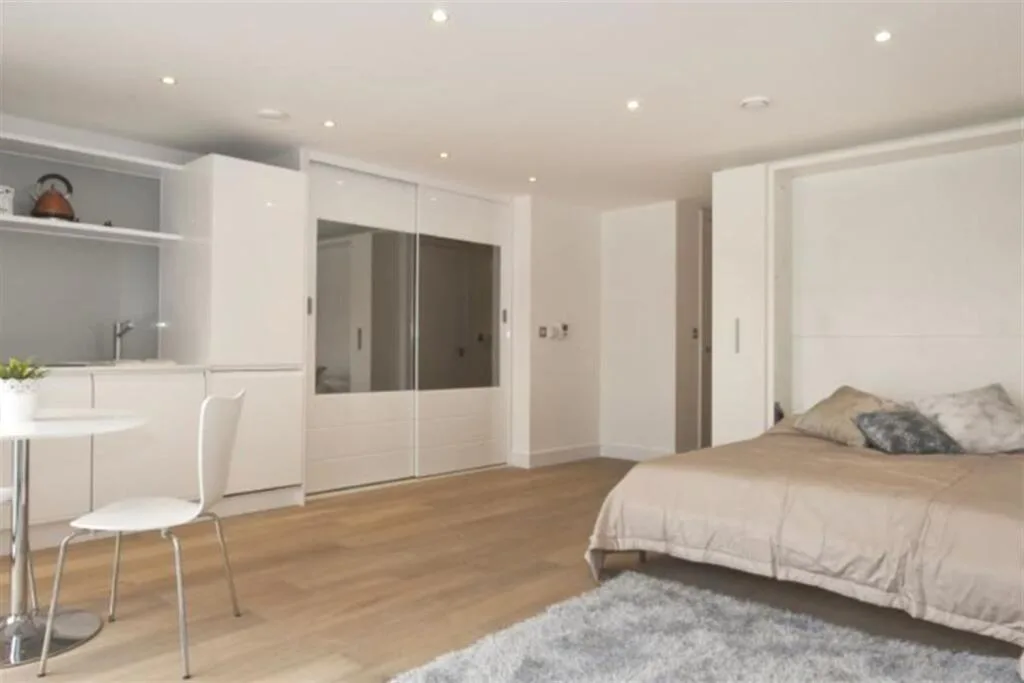 Studio apartment for rent