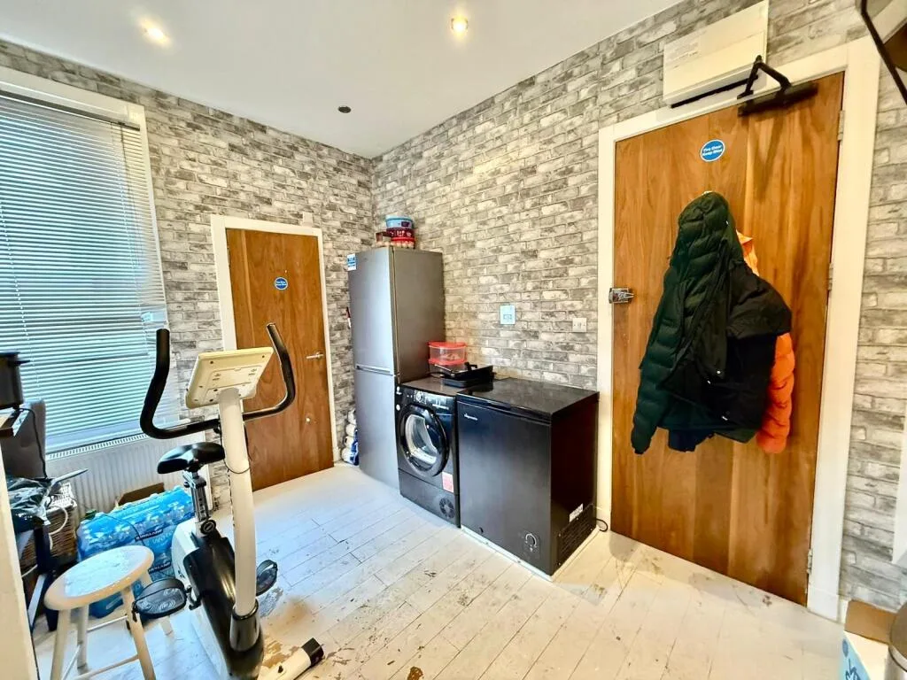 House share for rent
