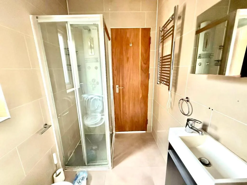 House share for rent