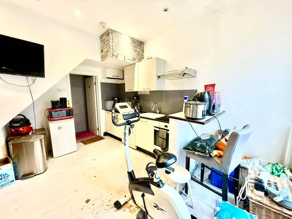 House share for rent