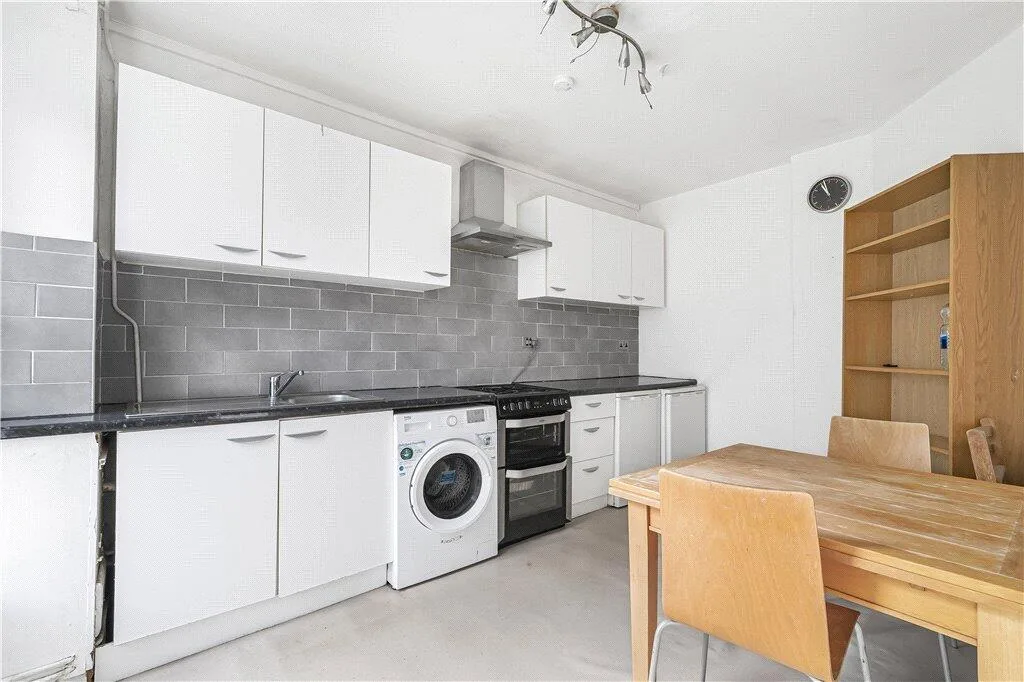 1 bedroom maisonette for rent