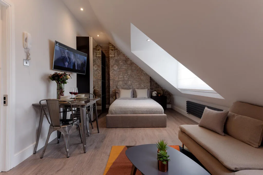 Studio flat for rent