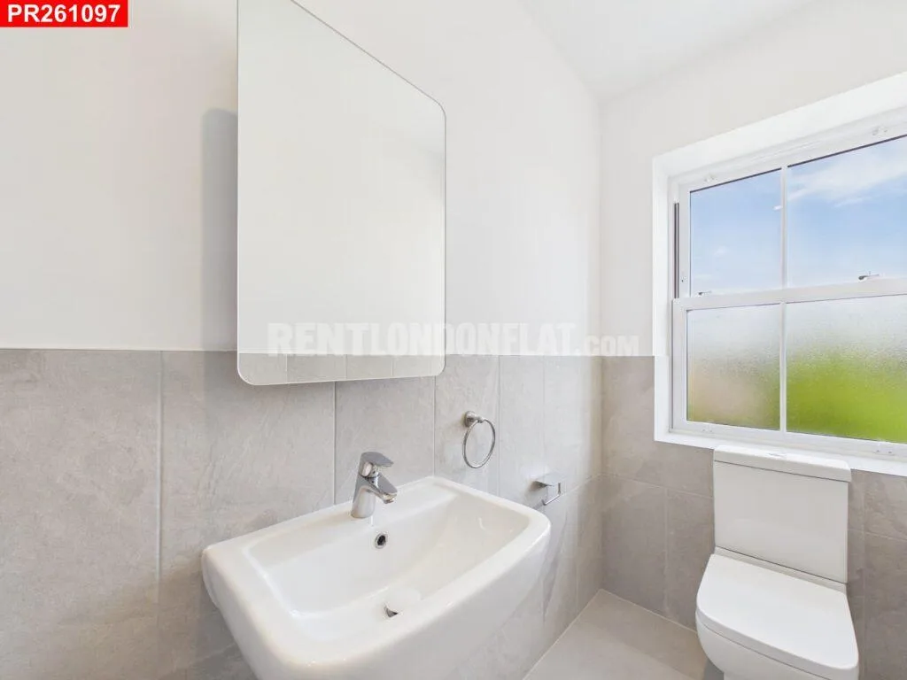 3 bedroom flat for rent