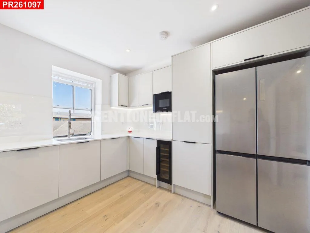 3 bedroom flat for rent