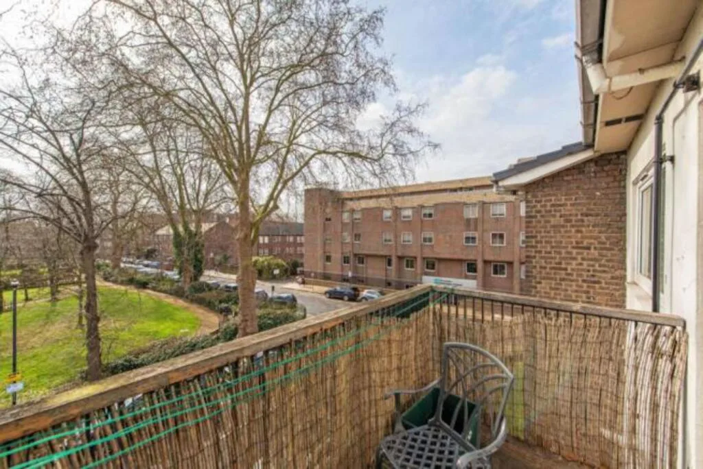 3 bedroom flat for rent