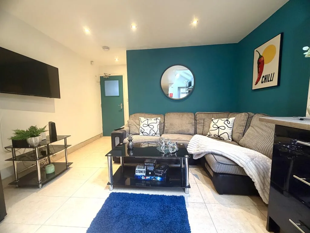 1 bedroom house for rent