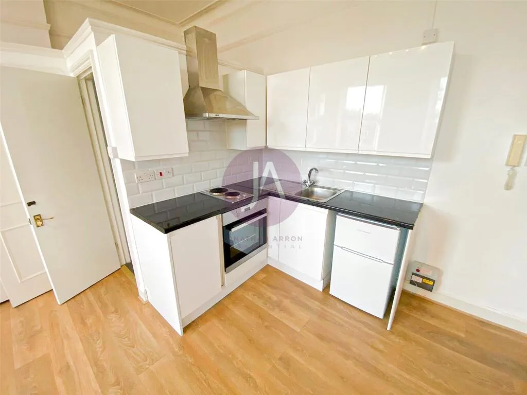 Studio apartment for rent