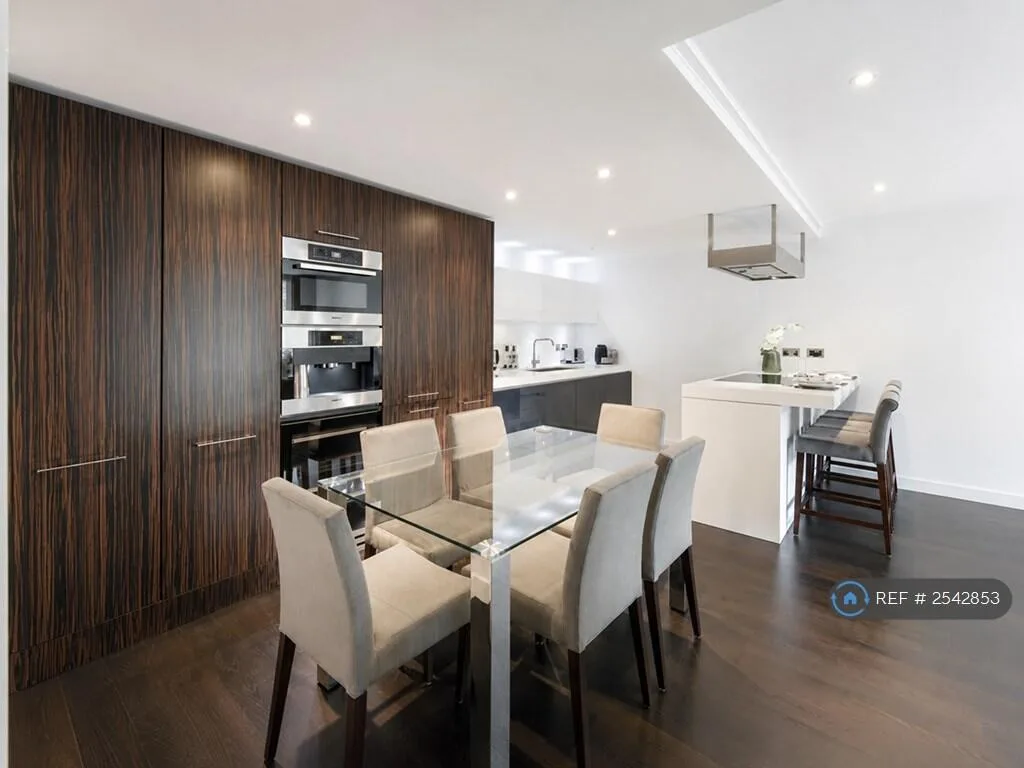 3 bedroom flat for rent