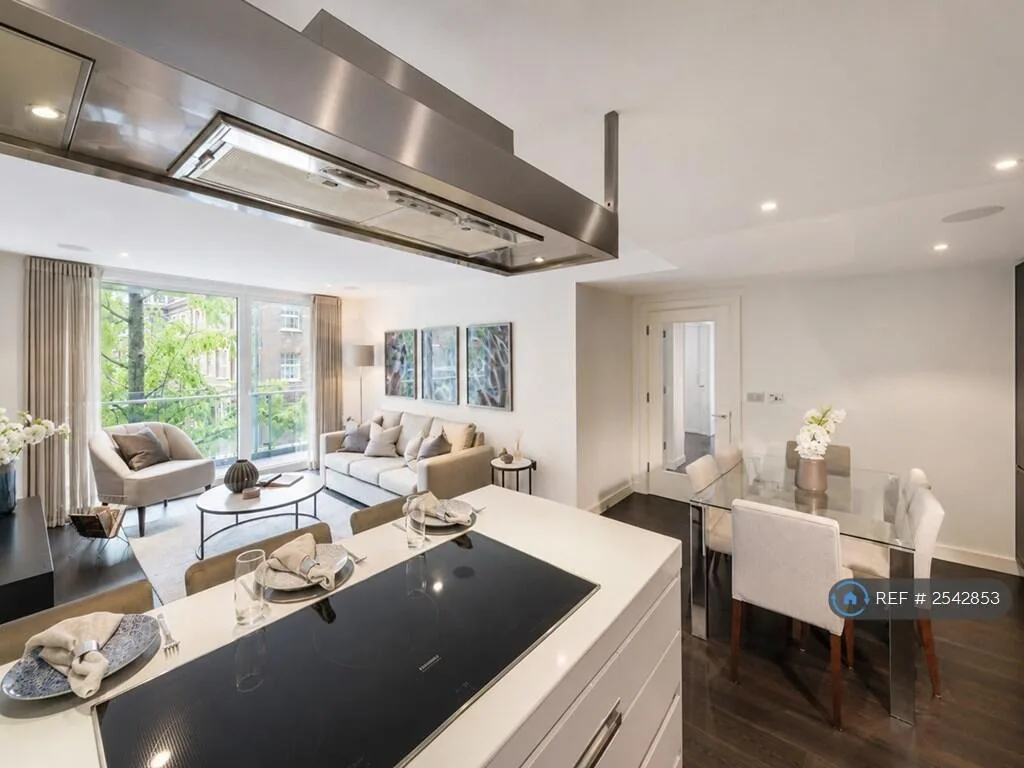 3 bedroom flat for rent