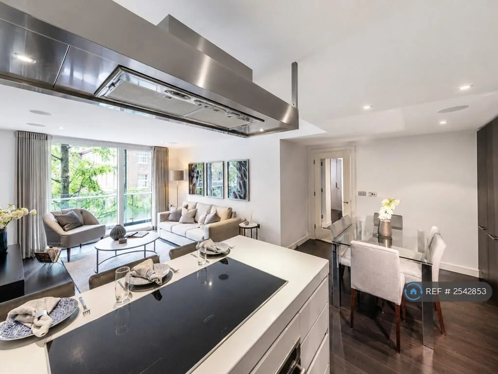 3 bedroom flat for rent