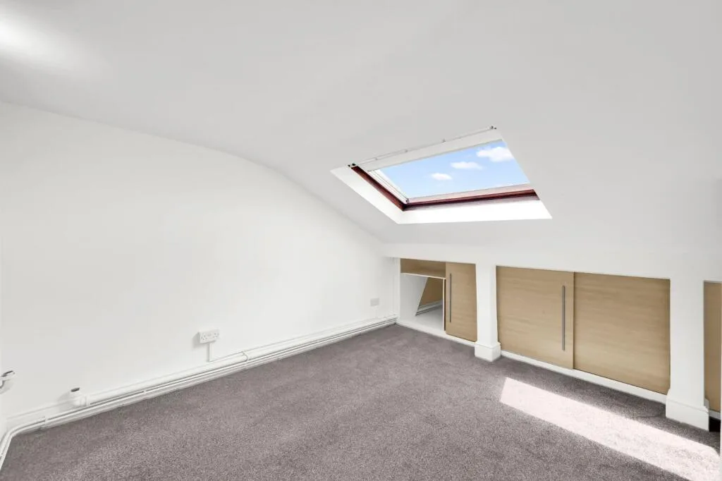 2 bedroom house for rent