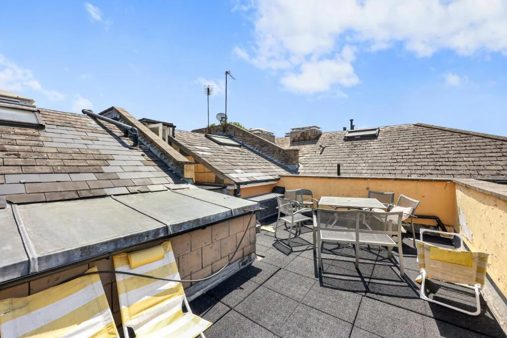 2 bedroom house for rent