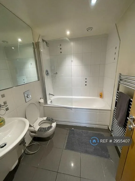 3 bedroom flat for rent