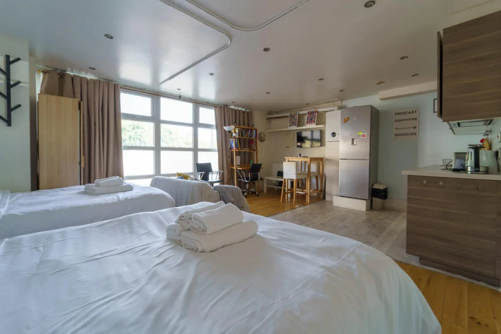 Studio flat for rent