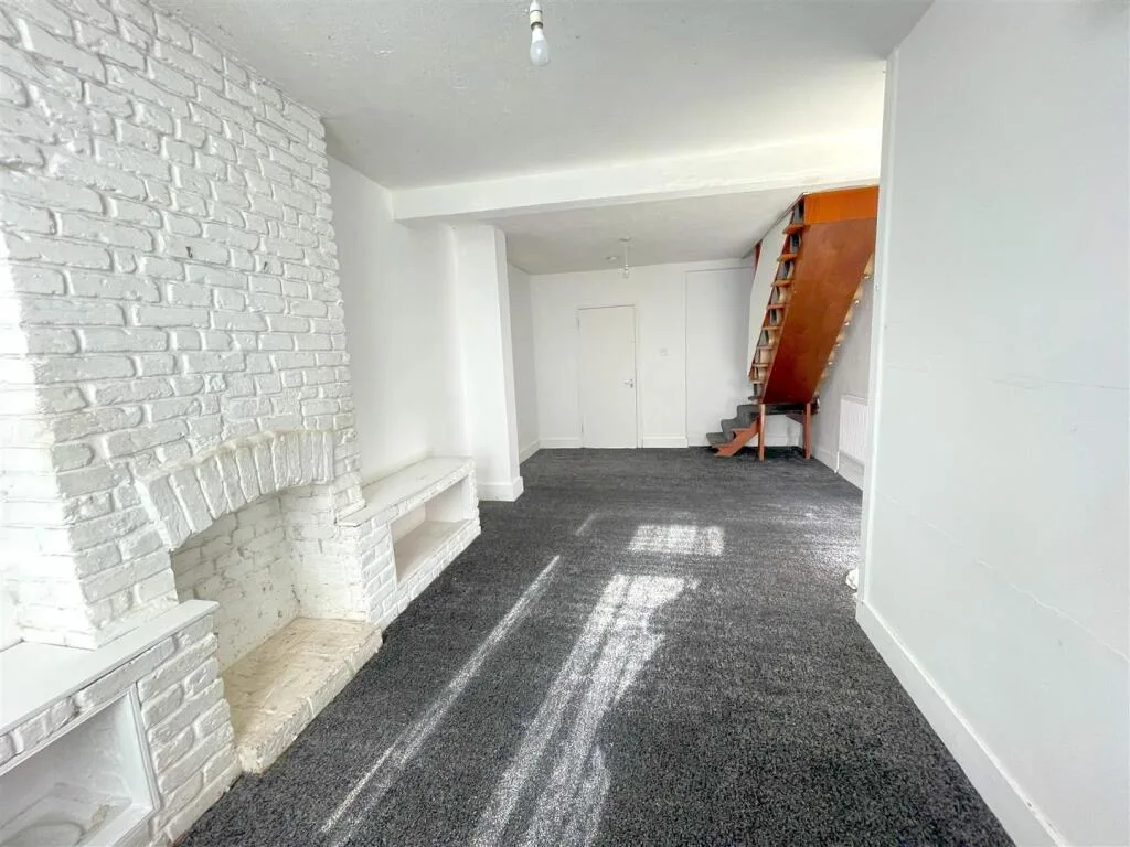 2 bedroom property for rent