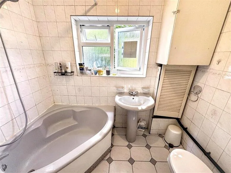 3 bedroom house for rent