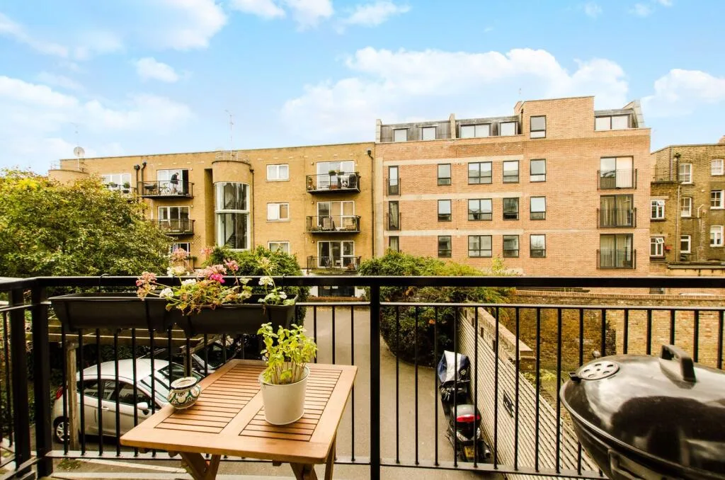 2 bedroom flat for rent