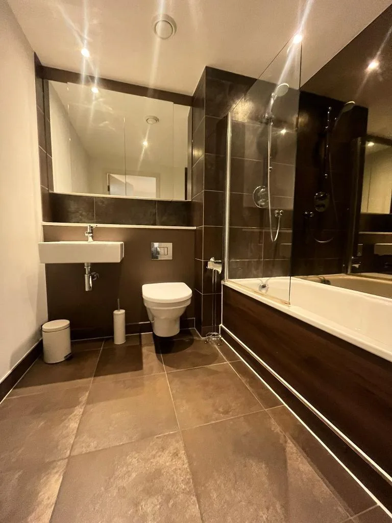 3 bedroom flat for rent