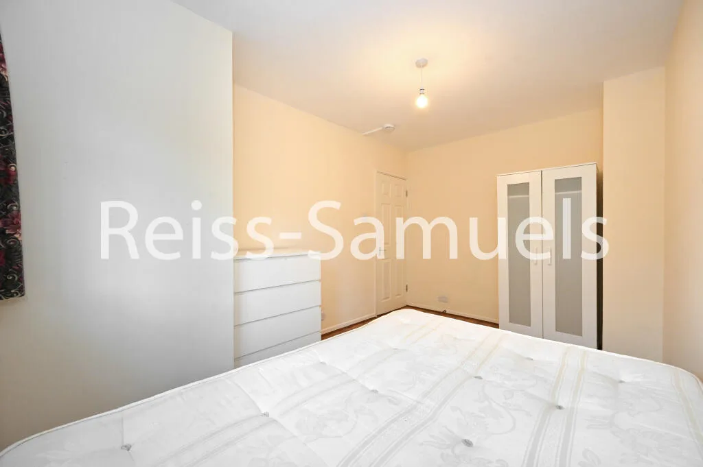 4 bedroom maisonette for rent